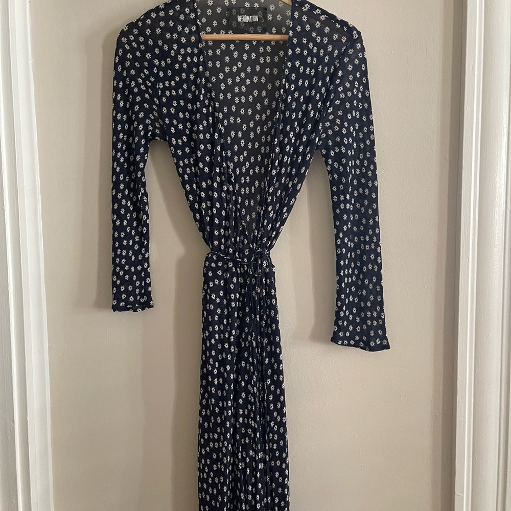 REFORMATION Long sleeve, navy wrap dress 2 XS